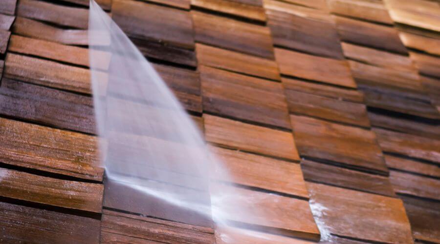 Expert flood damage restoration services in Modesto, IL